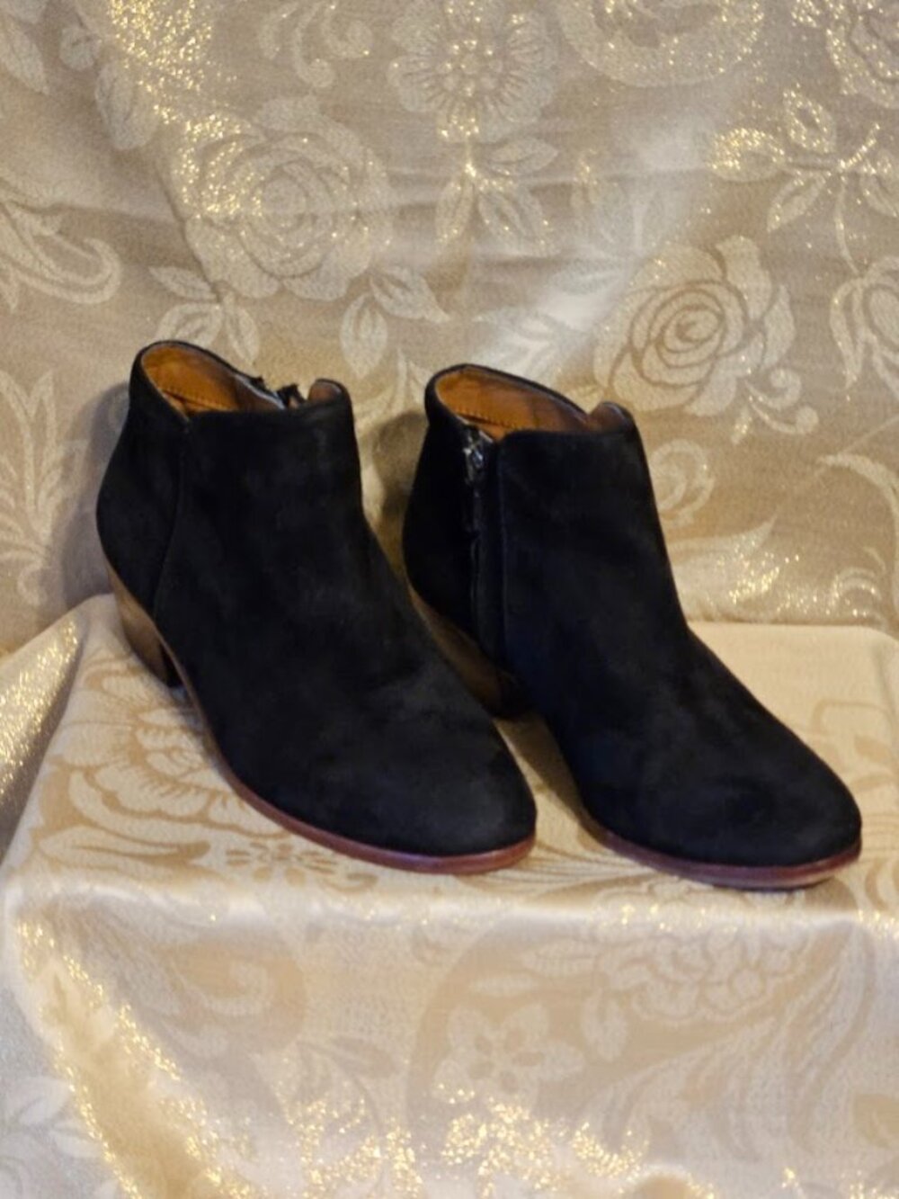 Sam Edelman Black Suede Short Boots Size 6.5